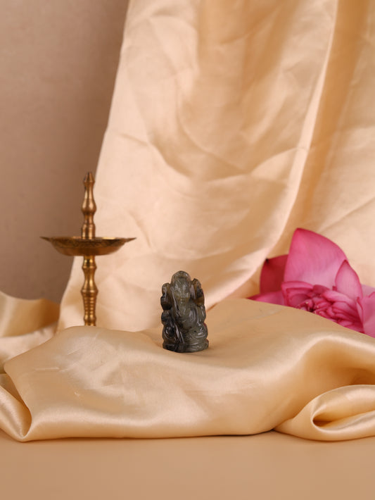 Labradorite ganesh